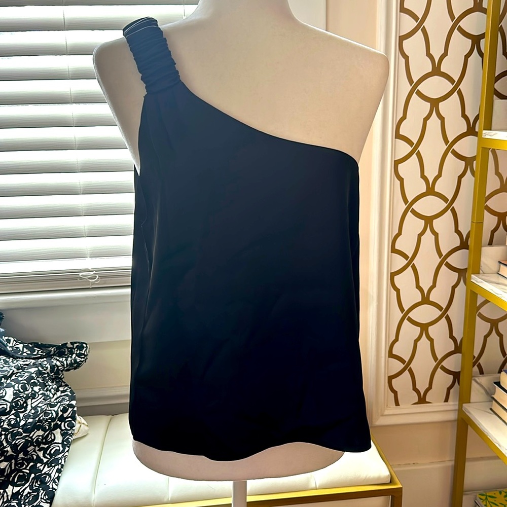 NWT Womens One Shoulder Blouse